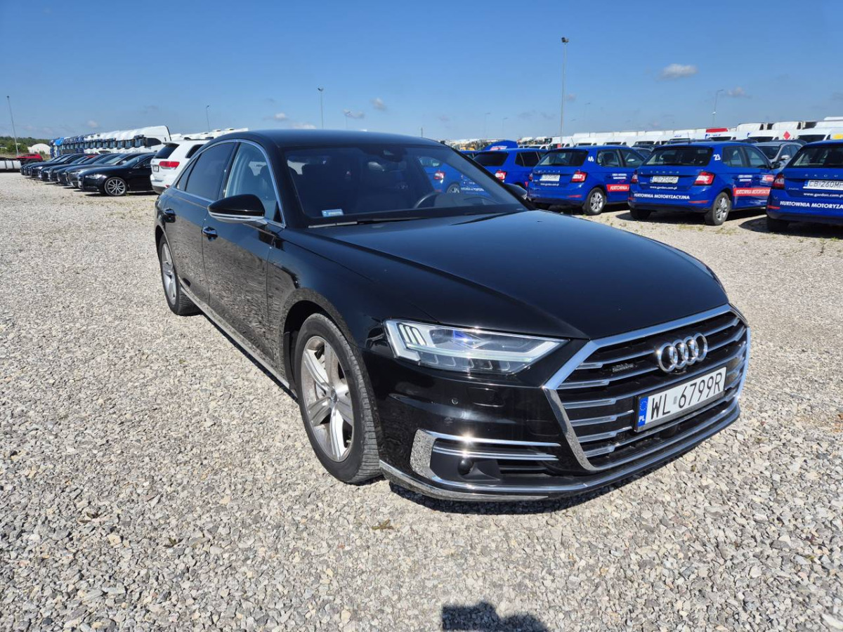 AUDI A8 L SEDAN - Limousine: das Bild 4 AUDI A8 L SEDAN - Limousine: das Bild 4