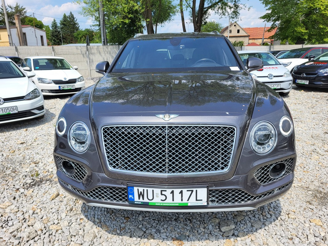 BENTLEY BENTAYGA V8 SUV - SUV/ Geländewagen: das Bild 2 BENTLEY BENTAYGA V8 SUV - SUV/ Geländewagen: das Bild 2