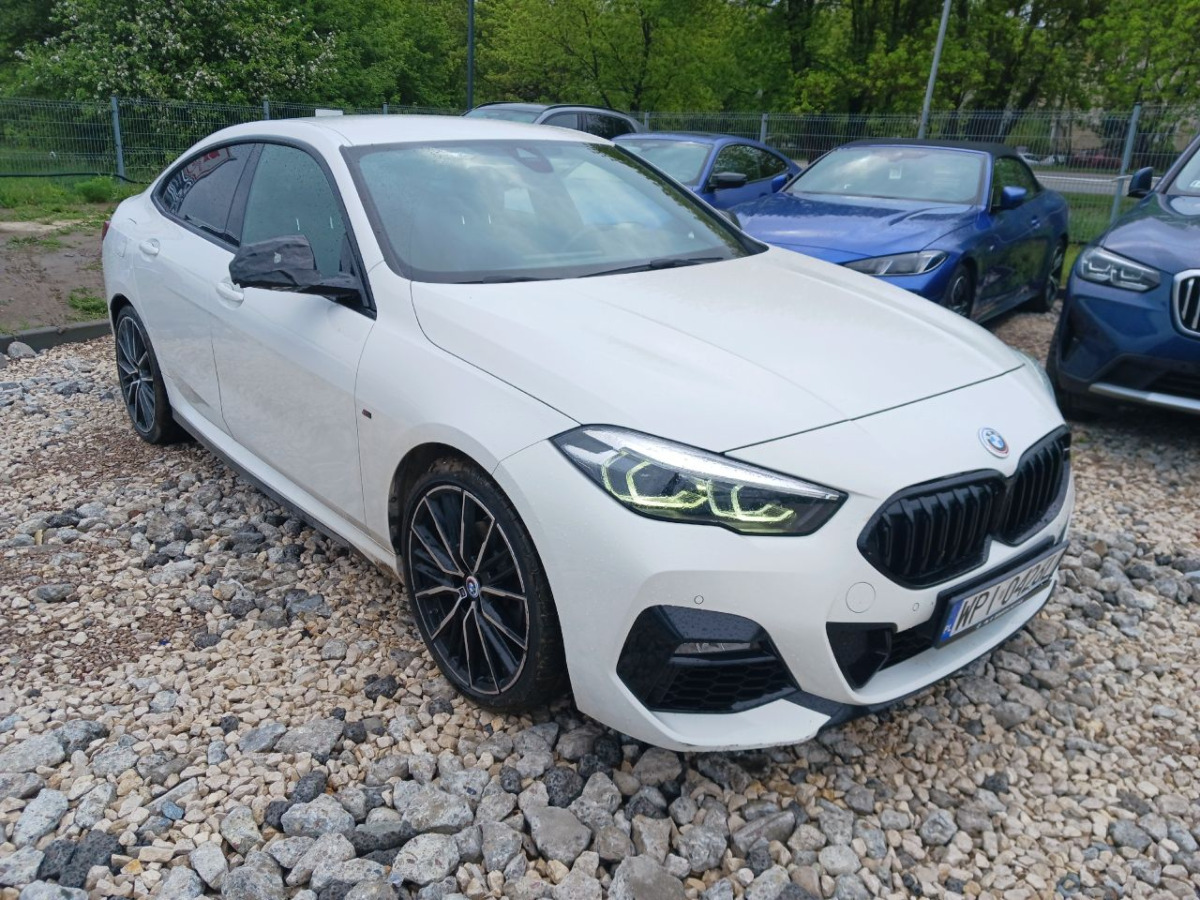 BMW 218i M Sport SEDAN - Limousine: das Bild 1 BMW 218i M Sport SEDAN - Limousine: das Bild 1