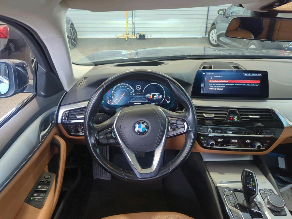 BMW 520D KOMBI - PKW: das Bild 5 BMW 520D KOMBI - PKW: das Bild 5