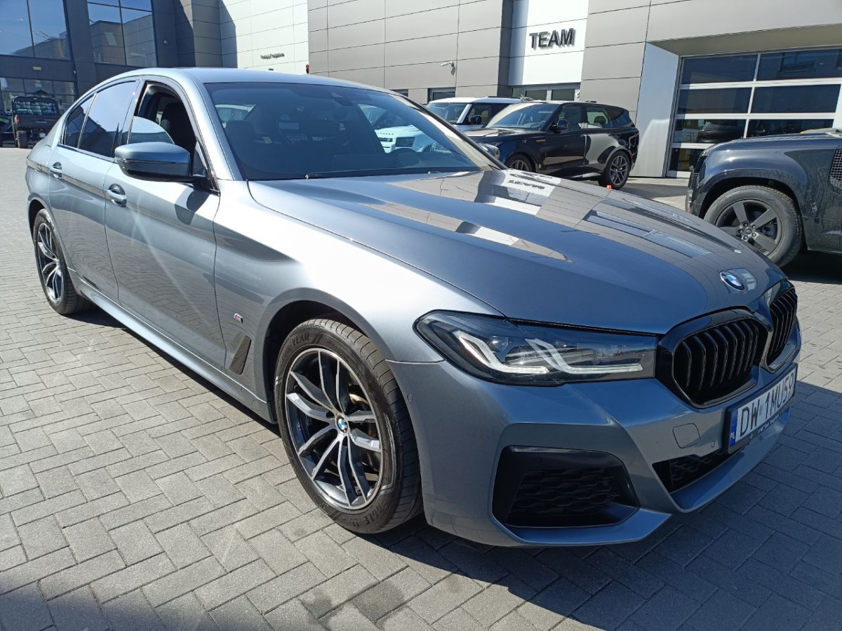 BMW 520d xDrive mHEV M Sport SEDAN - Limousine: das Bild 1 BMW 520d xDrive mHEV M Sport SEDAN - Limousine: das Bild 1