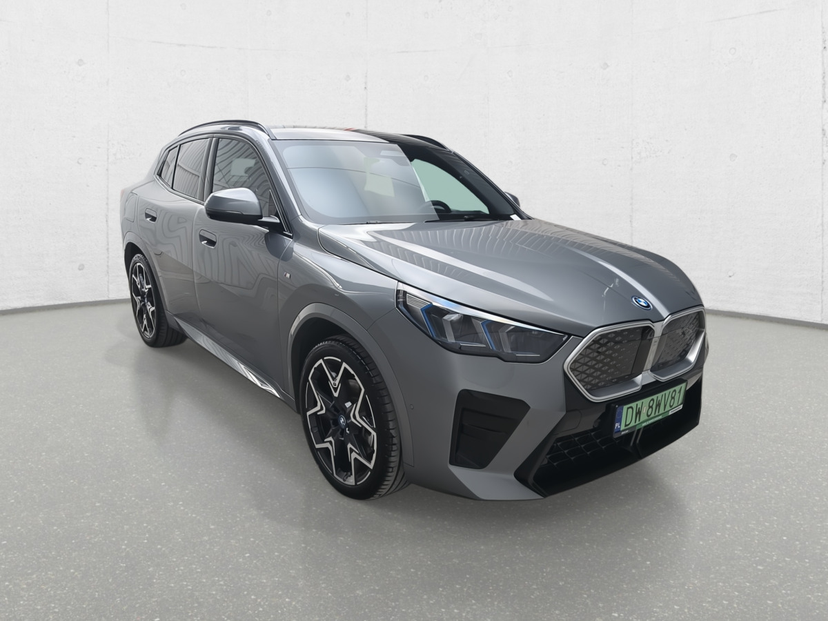 BMW IX2 XDRIVE30 SUV - SUV/ Geländewagen: das Bild 1 BMW IX2 XDRIVE30 SUV - SUV/ Geländewagen: das Bild 1