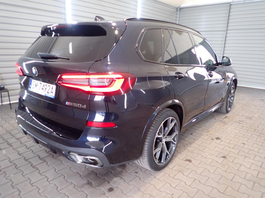 BMW X5 SUV - SUV/ Geländewagen: das Bild 4 BMW X5 SUV - SUV/ Geländewagen: das Bild 4