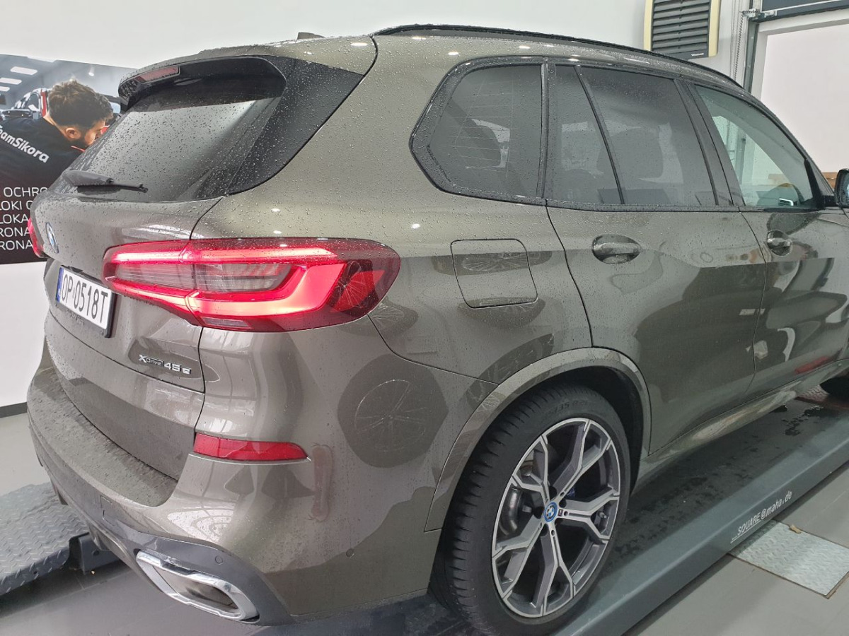 BMW X5 xDrive45e aut SUV - SUV/ Geländewagen: das Bild 3 BMW X5 xDrive45e aut SUV - SUV/ Geländewagen: das Bild 3