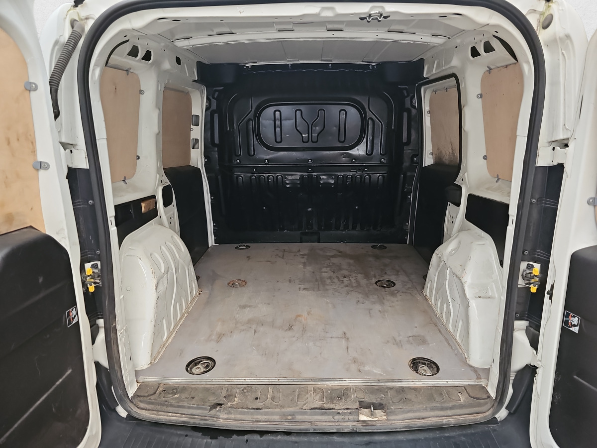 Kastenwagen FIAT DOBLO VAN: das Bild 12