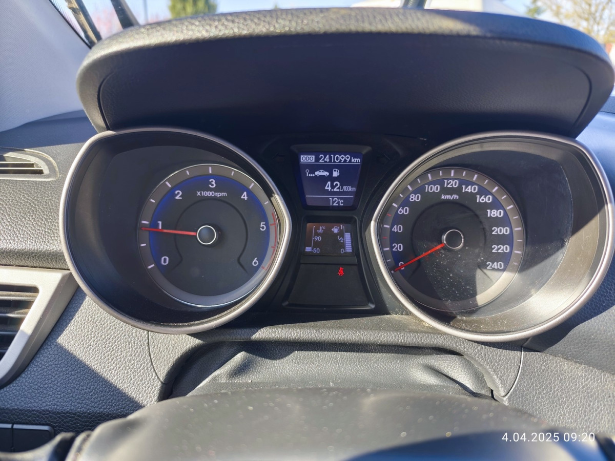 HYUNDAI I30 HATCHBACK - Schrägheck: das Bild 5 HYUNDAI I30 HATCHBACK - Schrägheck: das Bild 5