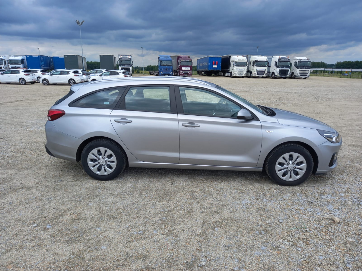 HYUNDAI I30 KOMBI - PKW: das Bild 4 HYUNDAI I30 KOMBI - PKW: das Bild 4
