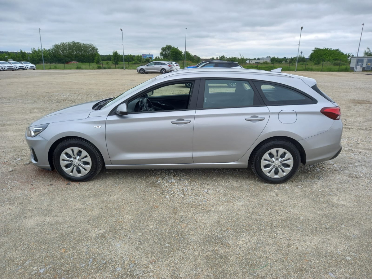 HYUNDAI I30 SUV - SUV/ Geländewagen: das Bild 5 HYUNDAI I30 SUV - SUV/ Geländewagen: das Bild 5