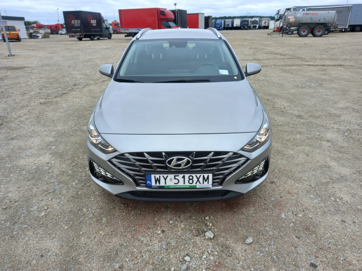 HYUNDAI I30 SUV - SUV/ Geländewagen: das Bild 3 HYUNDAI I30 SUV - SUV/ Geländewagen: das Bild 3