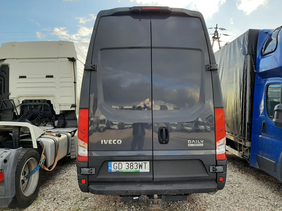 IVECO 35-180 Daily MR`16 E6 3.5t FURGON BLASZAK - Kastenwagen: das Bild 2 IVECO 35-180 Daily MR`16 E6 3.5t FURGON BLASZAK - Kastenwagen: das Bild 2