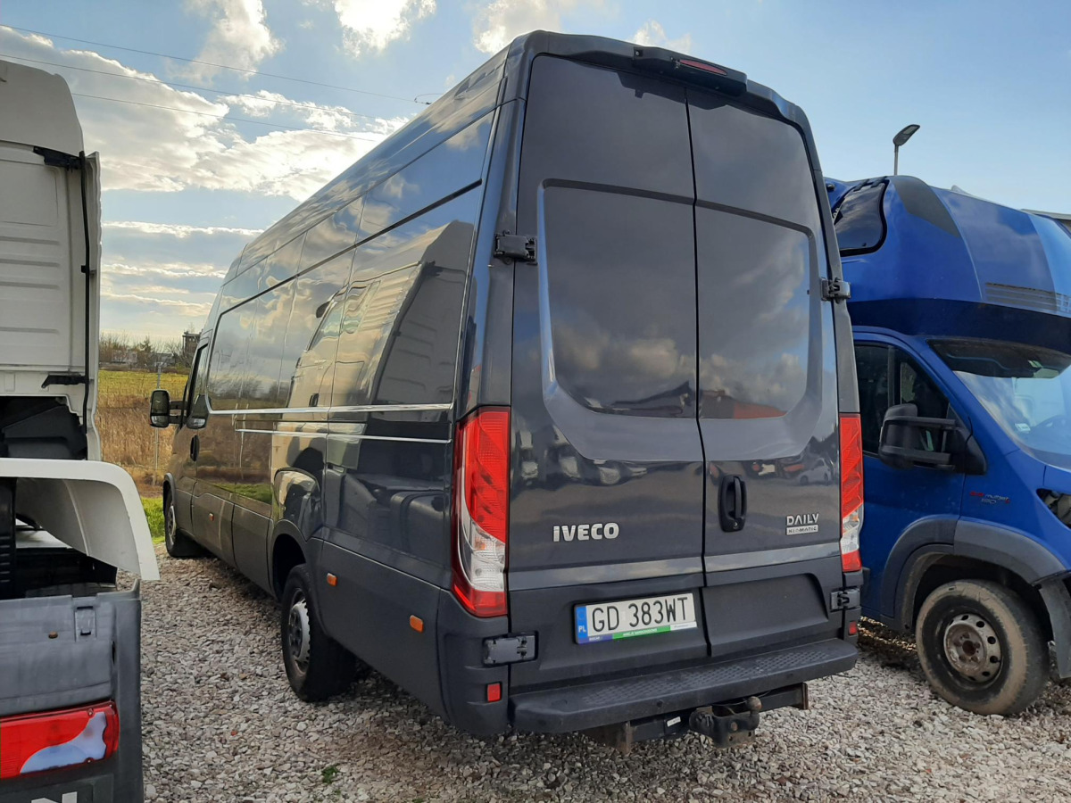 IVECO 35-180 Daily MR`16 E6 3.5t FURGON BLASZAK - Kastenwagen: das Bild 4 IVECO 35-180 Daily MR`16 E6 3.5t FURGON BLASZAK - Kastenwagen: das Bild 4