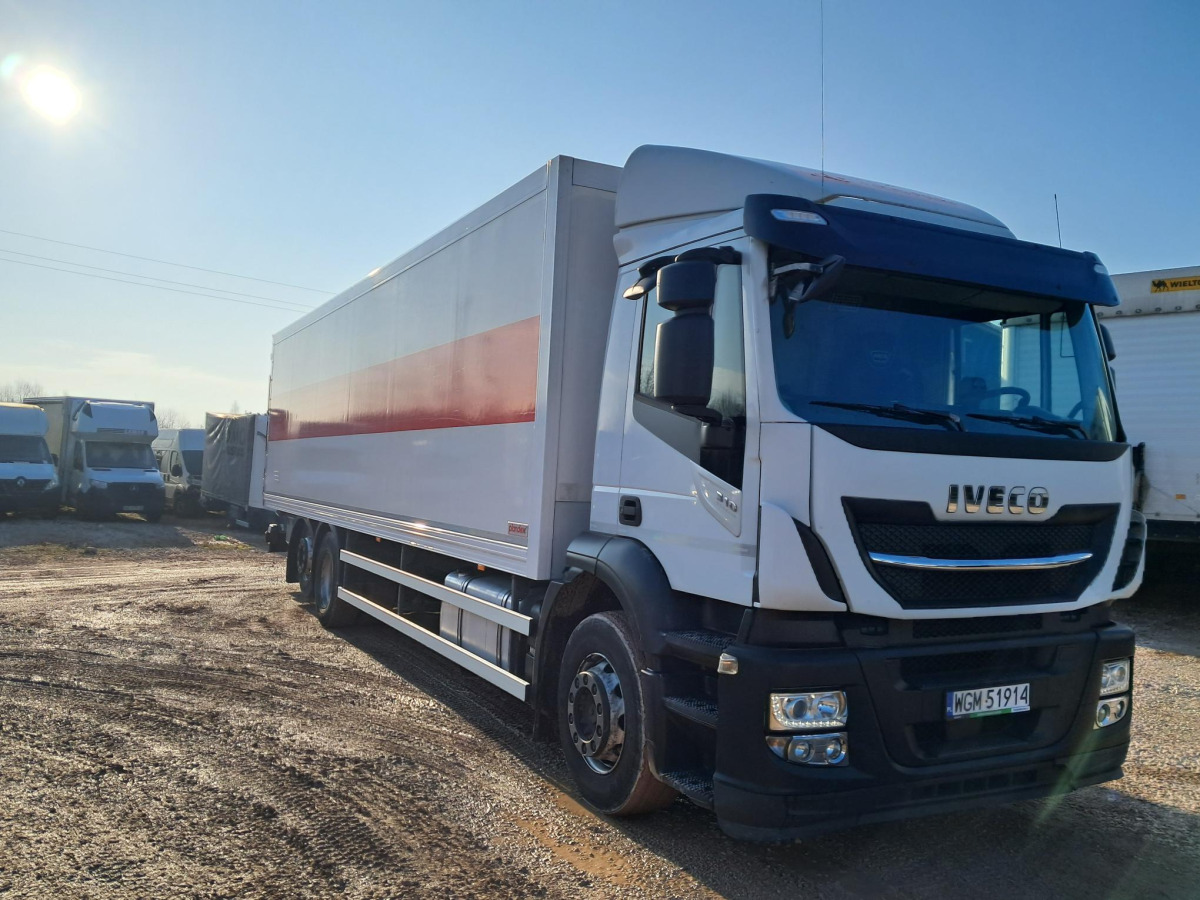 IVECO AD260SY/P KONTENER Z WINDĄ - Koffer LKW: das Bild 1 IVECO AD260SY/P KONTENER Z WINDĄ - Koffer LKW: das Bild 1