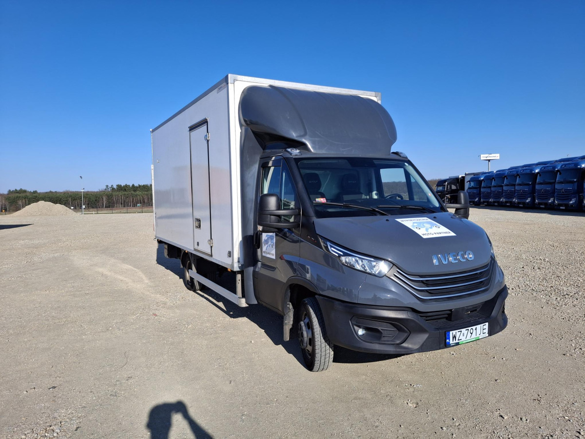 IVECO DAILY 50C18 KONTENER Z WINDĄ - Koffer LKW: das Bild 1 IVECO DAILY 50C18 KONTENER Z WINDĄ - Koffer LKW: das Bild 1