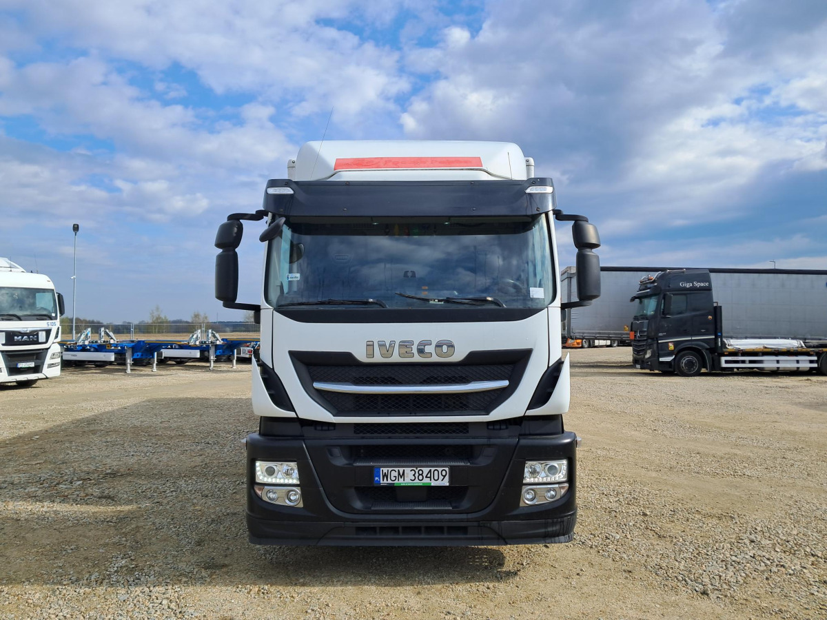 IVECO STRALIS KONTENER Z WINDĄ - Koffer LKW: das Bild 2 IVECO STRALIS KONTENER Z WINDĄ - Koffer LKW: das Bild 2