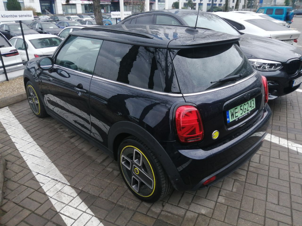 MINI Cooper SE Classic Trim HATCHBACK - Schrägheck: das Bild 4 MINI Cooper SE Classic Trim HATCHBACK - Schrägheck: das Bild 4