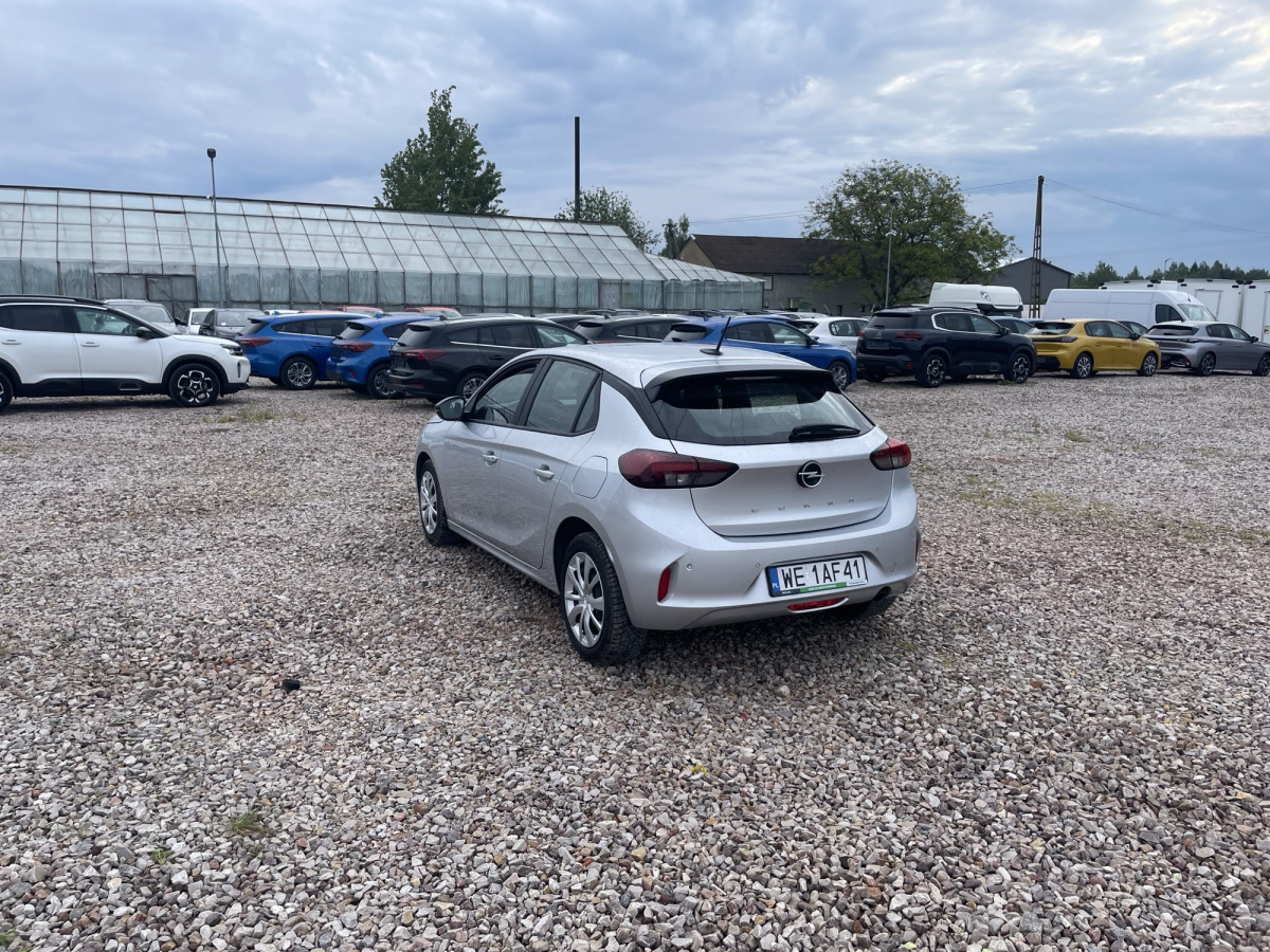 OPEL CORSA HATCHBACK - PKW: das Bild 4 OPEL CORSA HATCHBACK - PKW: das Bild 4