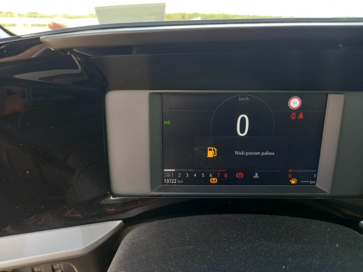 SUV/ Geländewagen OPEL MOKKA SUV: das Bild 14