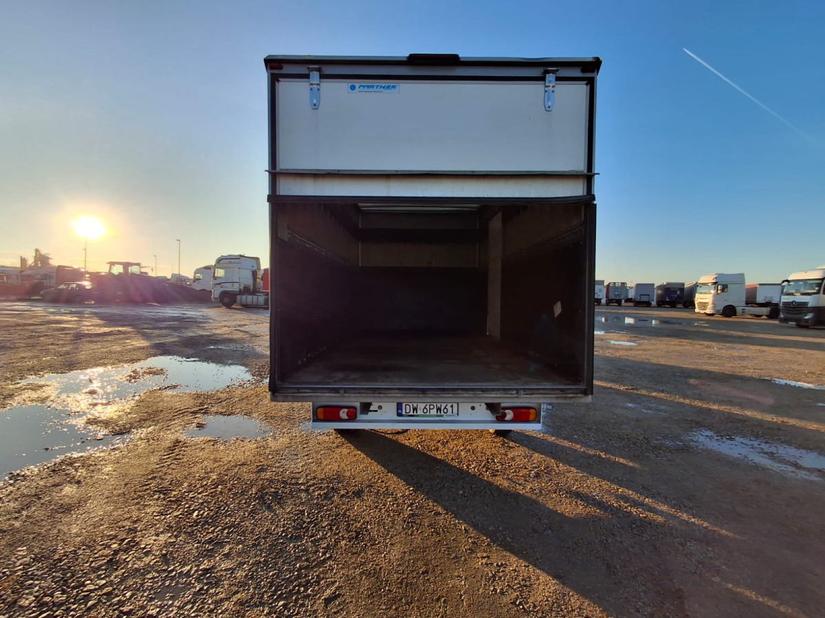 Koffer Transporter OPEL MOVANO KONTENER: das Bild 7
