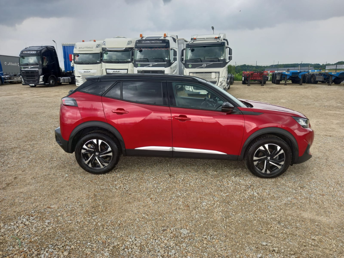 PEUGEOT 2008 HATCHBACK - SUV/ Geländewagen: das Bild 4 PEUGEOT 2008 HATCHBACK - SUV/ Geländewagen: das Bild 4