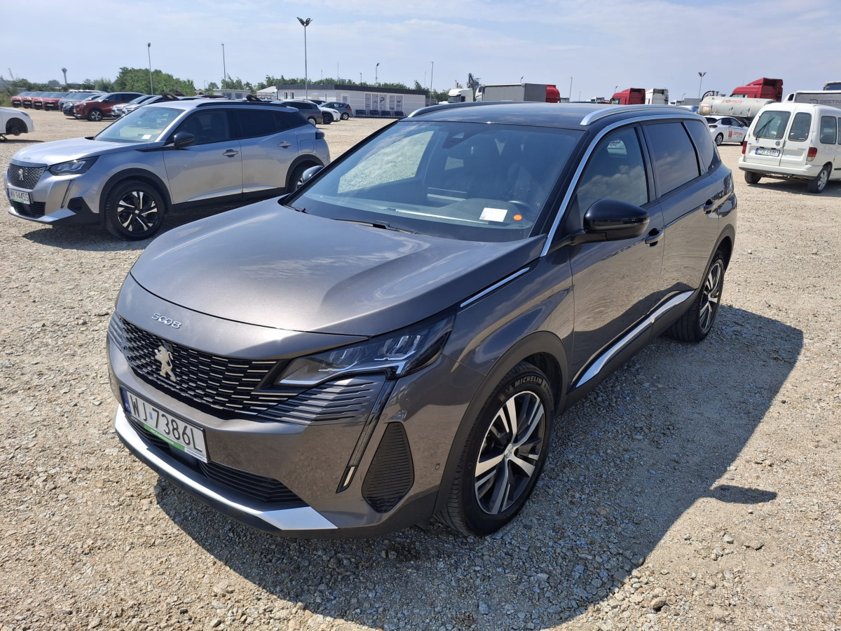 PEUGEOT 5008 MINIVAN - SUV/ Geländewagen: das Bild 3 PEUGEOT 5008 MINIVAN - SUV/ Geländewagen: das Bild 3