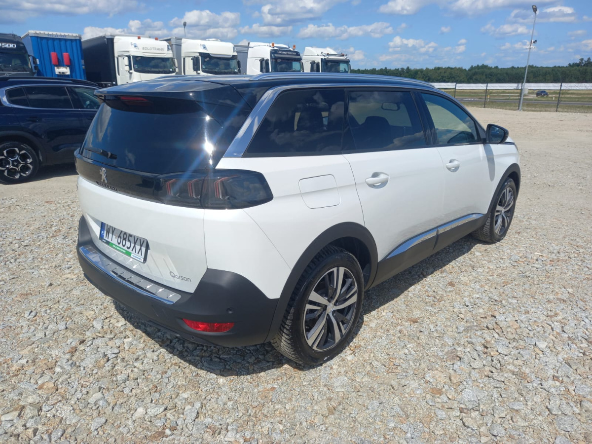 PEUGEOT 5008 SUV - SUV/ Geländewagen: das Bild 5 PEUGEOT 5008 SUV - SUV/ Geländewagen: das Bild 5