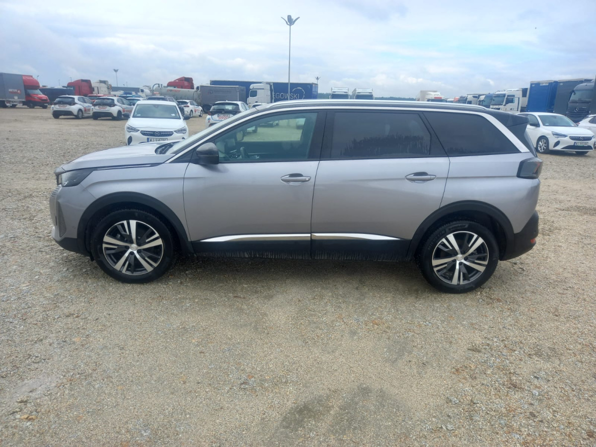 PEUGEOT 5008 SUV - SUV/ Geländewagen: das Bild 5 PEUGEOT 5008 SUV - SUV/ Geländewagen: das Bild 5