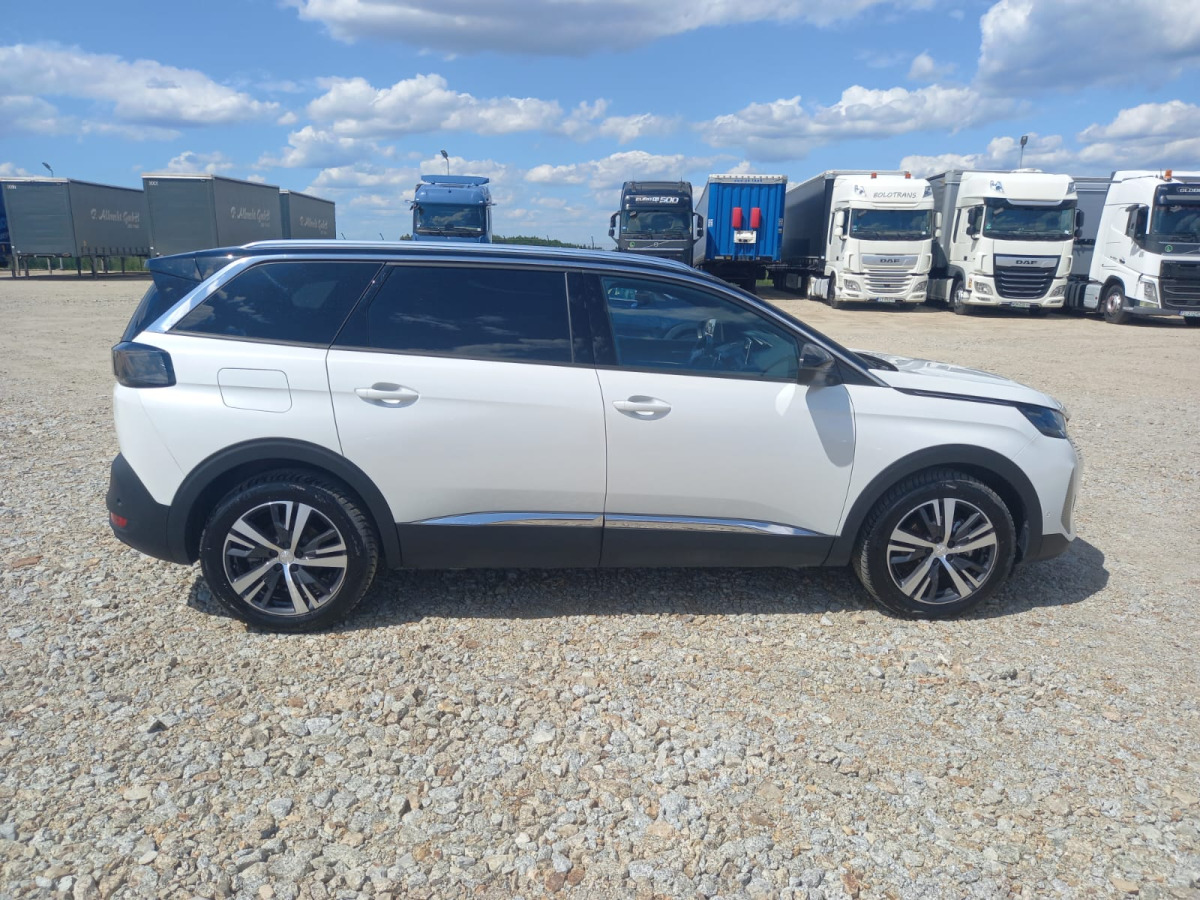 PEUGEOT 5008 SUV - SUV/ Geländewagen: das Bild 4 PEUGEOT 5008 SUV - SUV/ Geländewagen: das Bild 4