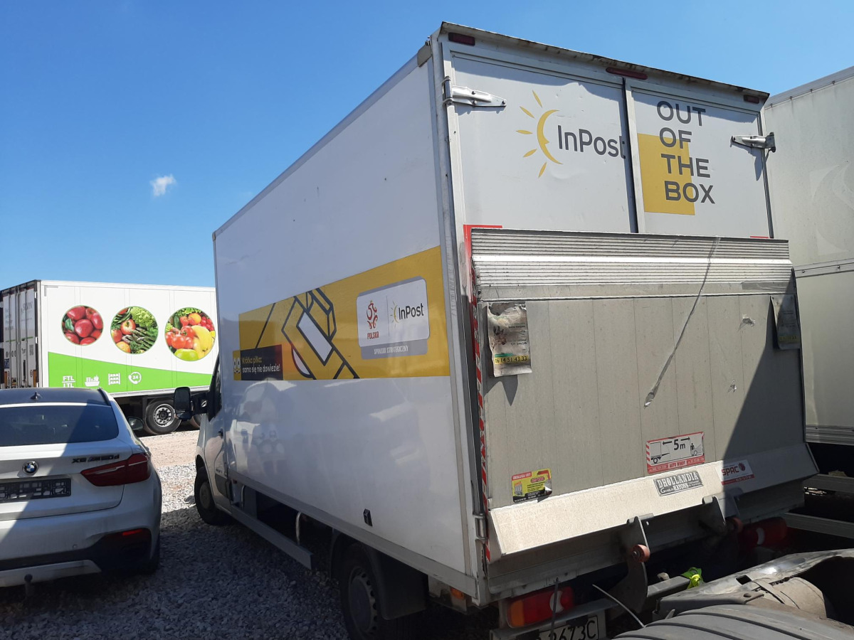 RENAULT MASTER KONTENER Z WINDĄ - Koffer Transporter: das Bild 4 RENAULT MASTER KONTENER Z WINDĄ - Koffer Transporter: das Bild 4