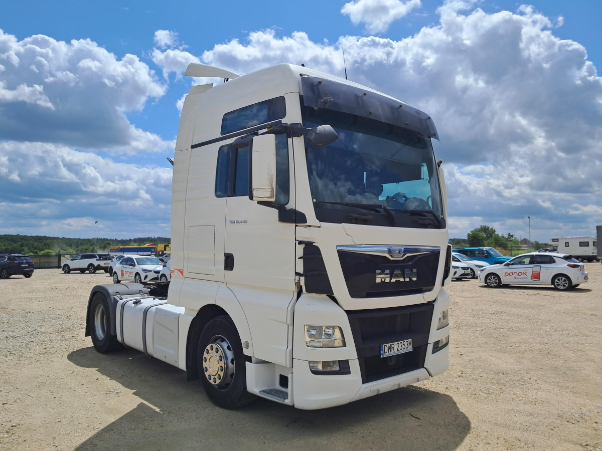 MAN TGX CIĄGNIK SIODŁOWY - Sattelzugmaschine: das Bild 1 MAN TGX CIĄGNIK SIODŁOWY - Sattelzugmaschine: das Bild 1