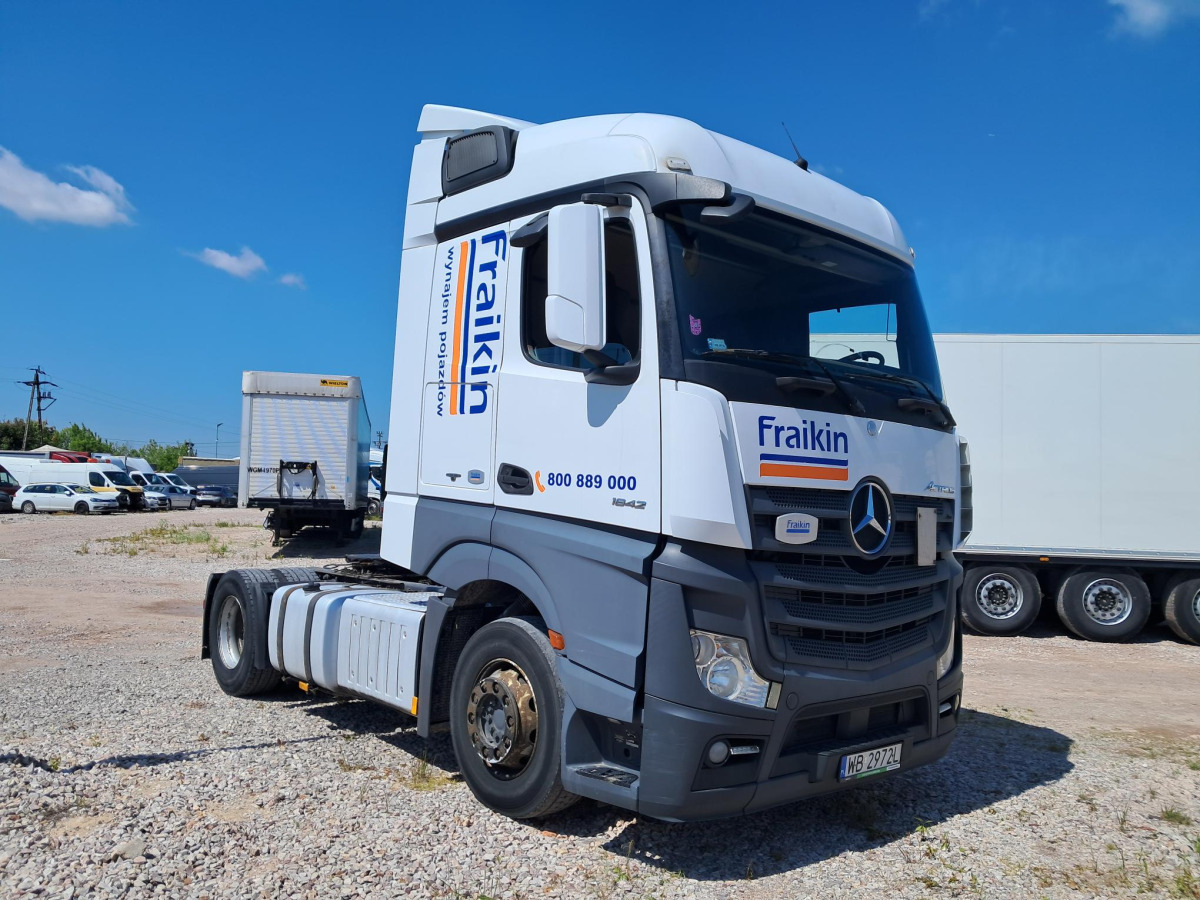 MERCEDES BENZ ACTROS CIĄGNIK SIODŁOWY - Sattelzugmaschine: das Bild 1 MERCEDES BENZ ACTROS CIĄGNIK SIODŁOWY - Sattelzugmaschine: das Bild 1
