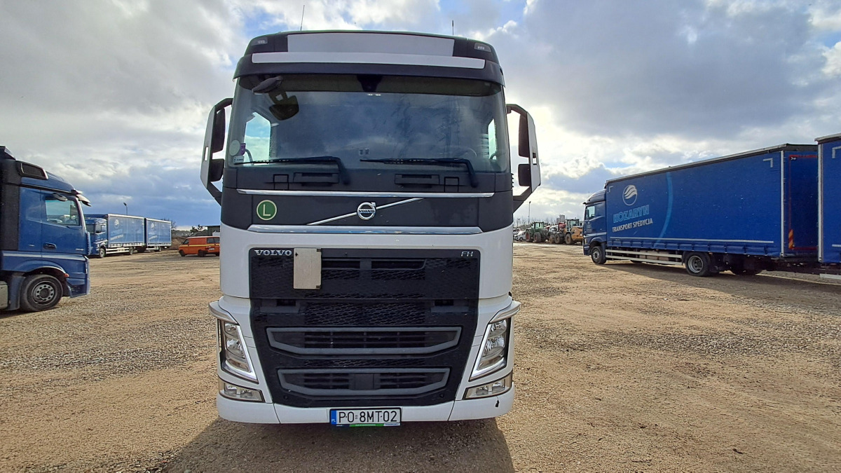 VOLVO FH 460 CIĄGNIK SIODŁOWY - Sattelzugmaschine: das Bild 2 VOLVO FH 460 CIĄGNIK SIODŁOWY - Sattelzugmaschine: das Bild 2