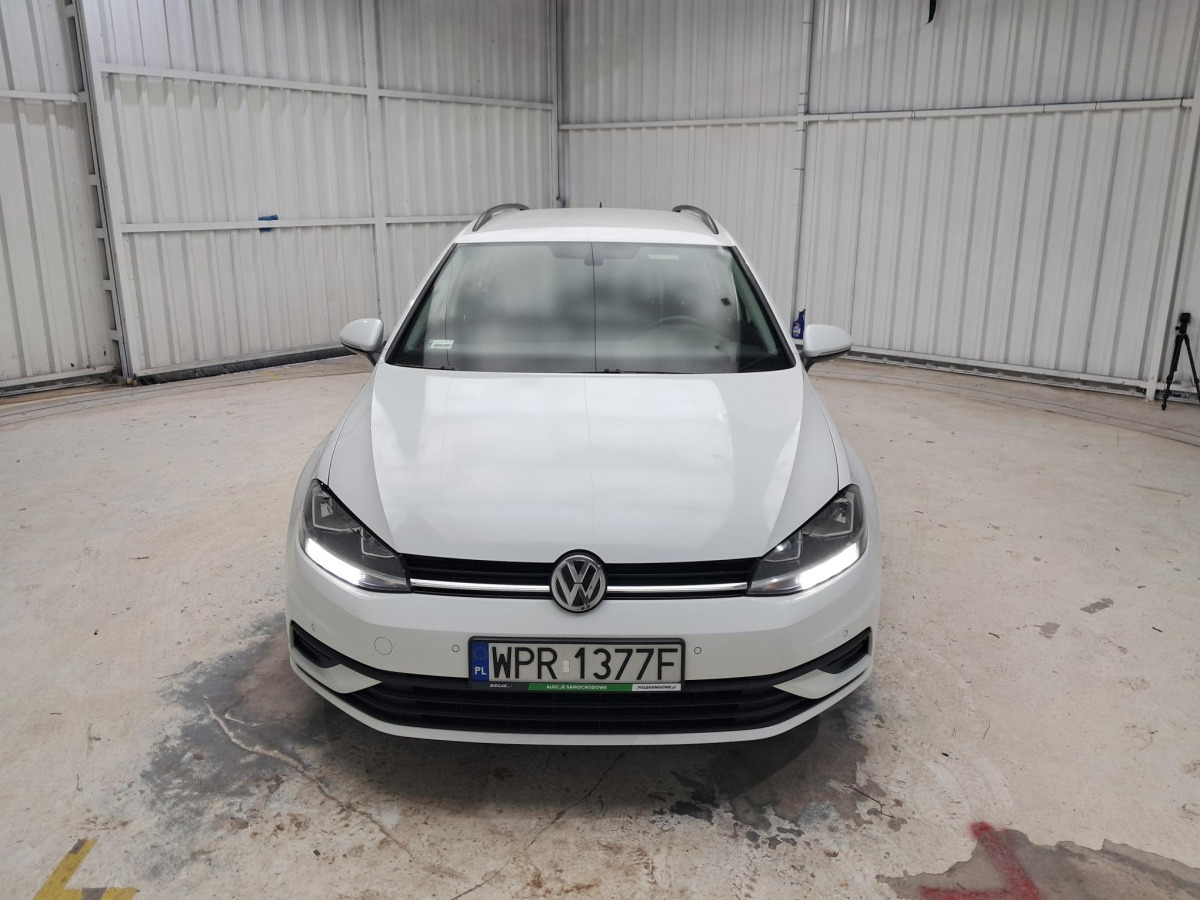 VOLKSWAGEN GOLF KOMBI - PKW: das Bild 2 VOLKSWAGEN GOLF KOMBI - PKW: das Bild 2