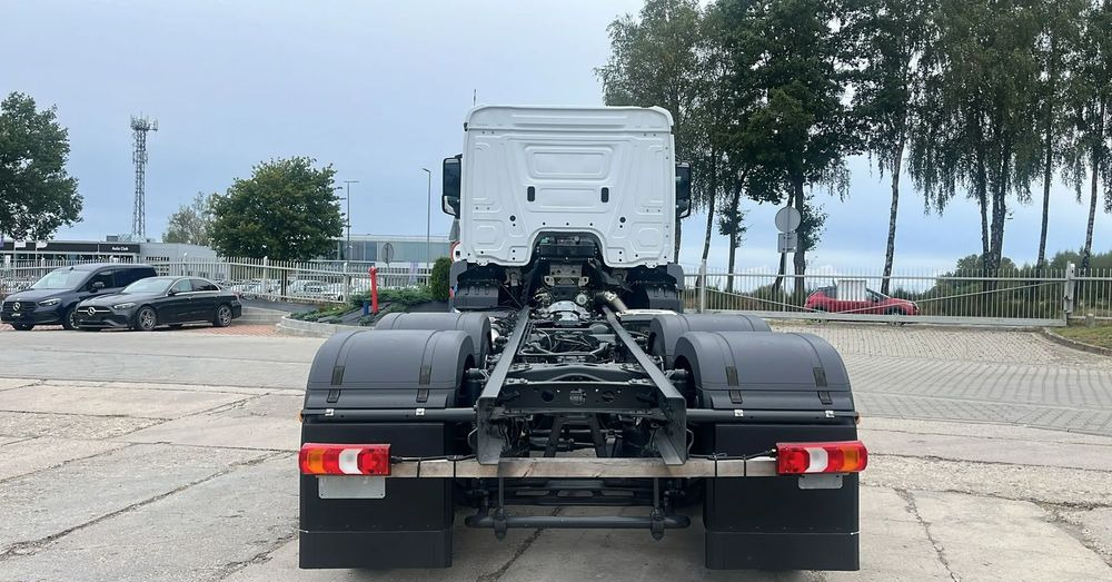 Mercedes-Benz Actros 2633 L Podwozie - Fahrgestell LKW: das Bild 3 Mercedes-Benz Actros 2633 L Podwozie - Fahrgestell LKW: das Bild 3