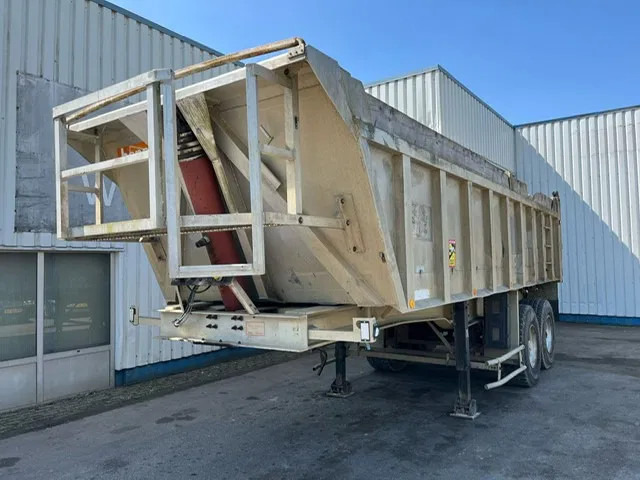 Benalu 2 Axle Alu Tipper , Spring Suspension , Drum Brakes, Fruehauf Axles - Kipper Auflieger: das Bild 5 Benalu 2 Axle Alu Tipper , Spring Suspension , Drum Brakes, Fruehauf Axles - Kipper Auflieger: das Bild 5
