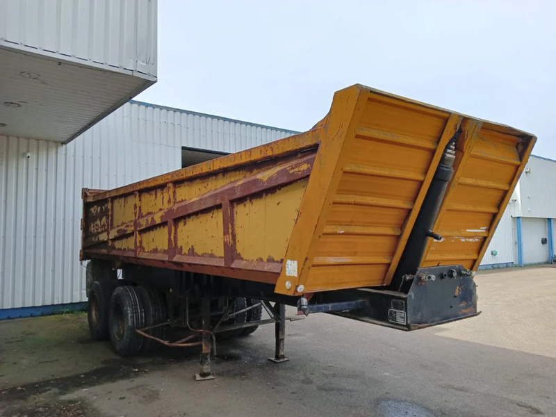 Fruehauf 2 Axle Steel Tipper, 8 tyres , Spring Suspension , Drum Brakes - Kipper Auflieger: das Bild 4 Fruehauf 2 Axle Steel Tipper, 8 tyres , Spring Suspension , Drum Brakes - Kipper Auflieger: das Bild 4