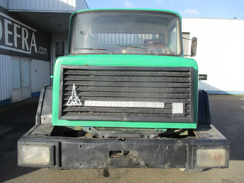 Kipper Iveco Magirus deutz 260-26, 6x4 , 6 Cylinder water cooled , 3 way tipper , Spring suspension: das Bild 9