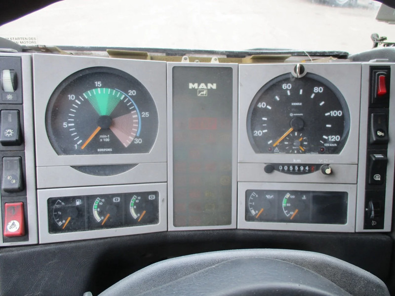 Fahrgestell LKW MAN 18.314 , Manual , 6 Cylinder: das Bild 10