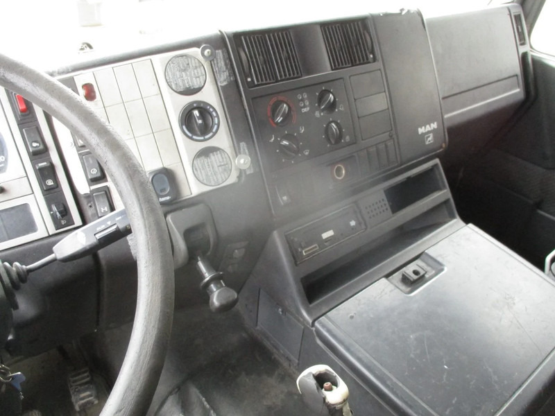 Fahrgestell LKW MAN 18.314 , Manual , 6 Cylinder: das Bild 11