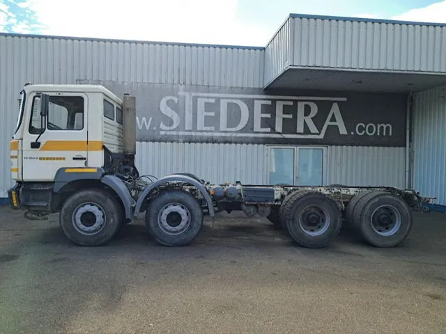 MAN 35-364 / FE 360 A , 8x4 , Spring Suspension , ZF Manual , Airco - Fahrgestell LKW: das Bild 2 MAN 35-364 / FE 360 A , 8x4 , Spring Suspension , ZF Manual , Airco - Fahrgestell LKW: das Bild 2