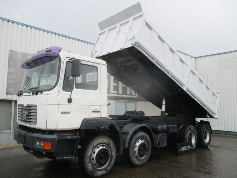 MAN 35-364 , Manual , 8x4 , 3 way tipper , Spring suspension - Kipper: das Bild 1 MAN 35-364 , Manual , 8x4 , 3 way tipper , Spring suspension - Kipper: das Bild 1