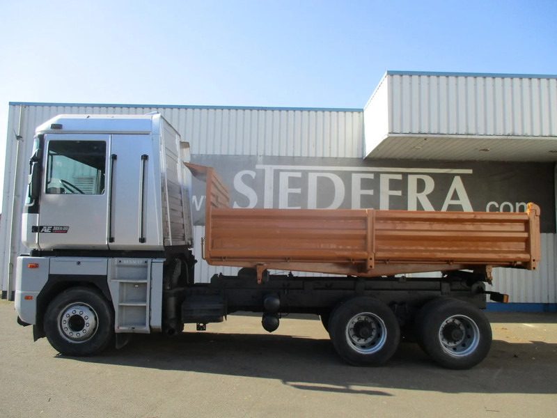 Renault Magnum AE 385 TI , 6x4, 3 Way Tipper ,Manual , Airco ,Spring suspension - Kipper: das Bild 2 Renault Magnum AE 385 TI , 6x4, 3 Way Tipper ,Manual , Airco ,Spring suspension - Kipper: das Bild 2