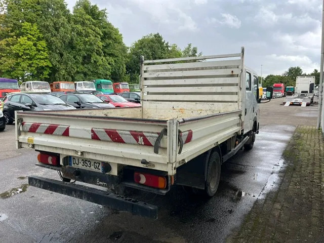 Renault Maxity 140 DXi , Crew Cab , 6 Pers. , Airco - Pritsche Transporter, Transporter mit Doppelkabine: das Bild 3 Renault Maxity 140 DXi , Crew Cab , 6 Pers. , Airco - Pritsche Transporter, Transporter mit Doppelkabine: das Bild 3
