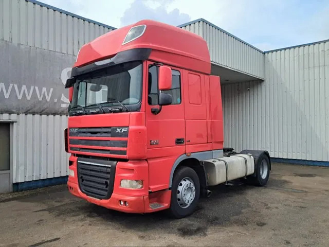 DAF XF 105 460 , Manual Gearbox , PTO , Tipper Hydraulics , Airco , Superspace Cab - Sattelzugmaschine: das Bild 1 DAF XF 105 460 , Manual Gearbox , PTO , Tipper Hydraulics , Airco , Superspace Cab - Sattelzugmaschine: das Bild 1