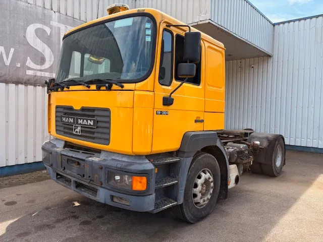 MAN 19.364 F2000 ,6 Cylinder , Belgium Truck , ZF Manual , Euro 2 - Sattelzugmaschine: das Bild 1 MAN 19.364 F2000 ,6 Cylinder , Belgium Truck , ZF Manual , Euro 2 - Sattelzugmaschine: das Bild 1
