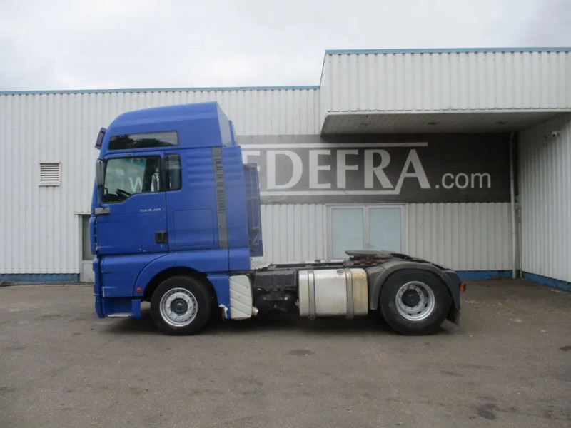 MAN TGA , FOR PARTS ONLY , NO ENGINE AND GEARBOX - Sattelzugmaschine: das Bild 2 MAN TGA , FOR PARTS ONLY , NO ENGINE AND GEARBOX - Sattelzugmaschine: das Bild 2