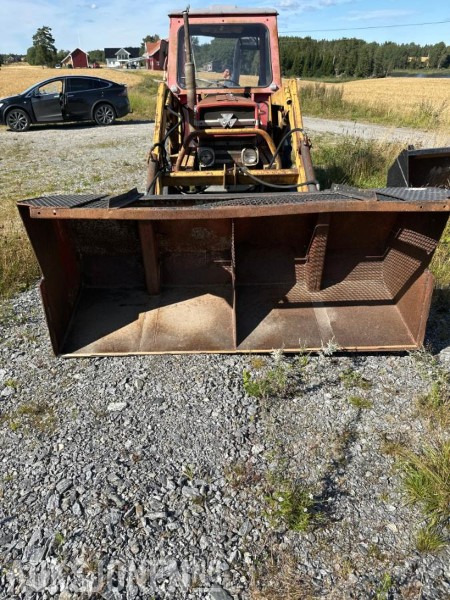 1976 Massey Ferguson 165 - MVA FRI - Traktor: das Bild 2 1976 Massey Ferguson 165 - MVA FRI - Traktor: das Bild 2
