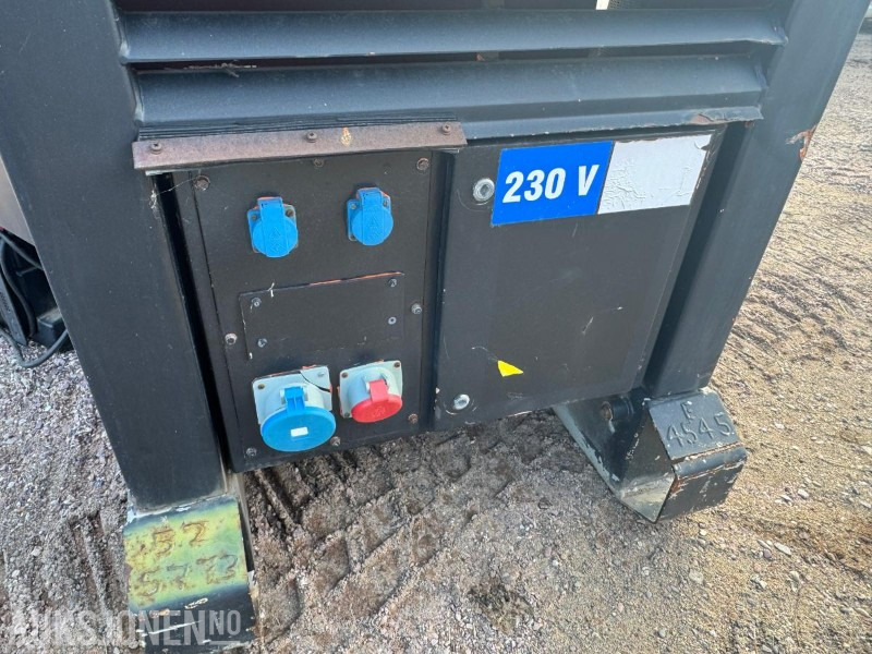 1995 Stamford aggregat 40kvA 230/400V - Baugeräte: das Bild 4 1995 Stamford aggregat 40kvA 230/400V - Baugeräte: das Bild 4