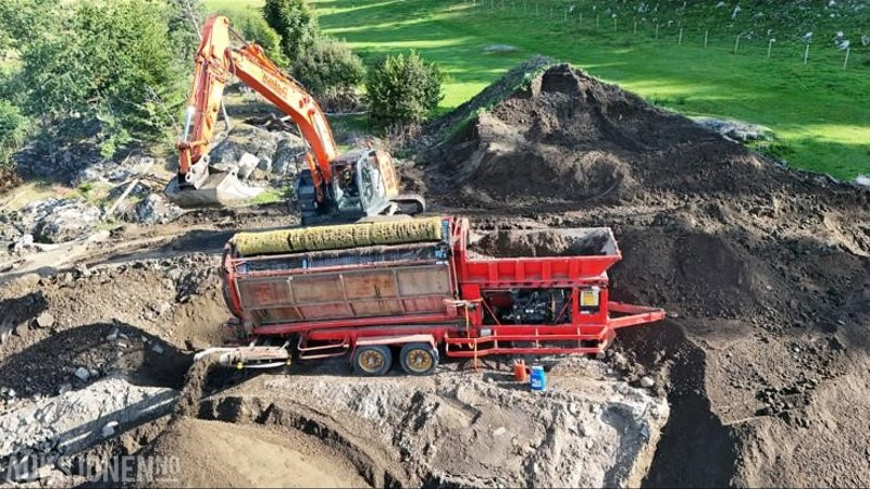 1999 Tim TS-2000 soldverk – kraftig og oppgradert trommelsikt med stor kapasitet - Siebmaschine: das Bild 1 1999 Tim TS-2000 soldverk – kraftig og oppgradert trommelsikt med stor kapasitet - Siebmaschine: das Bild 1
