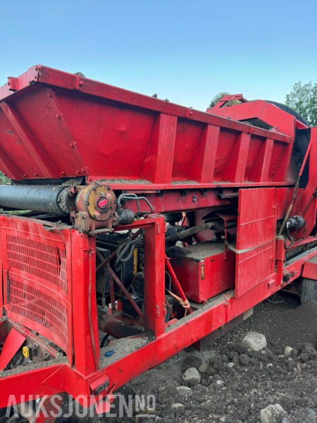 1999 Tim TS-2000 soldverk – kraftig og oppgradert trommelsikt med stor kapasitet - Siebmaschine: das Bild 2 1999 Tim TS-2000 soldverk – kraftig og oppgradert trommelsikt med stor kapasitet - Siebmaschine: das Bild 2