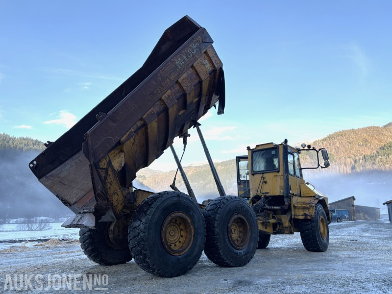 2000 Moxy MT30R 6X6 hjuldrift - registrert i kjøretøyregisteres som motorredskap - Muldenkipper/ Dumper: das Bild 3 2000 Moxy MT30R 6X6 hjuldrift - registrert i kjøretøyregisteres som motorredskap - Muldenkipper/ Dumper: das Bild 3